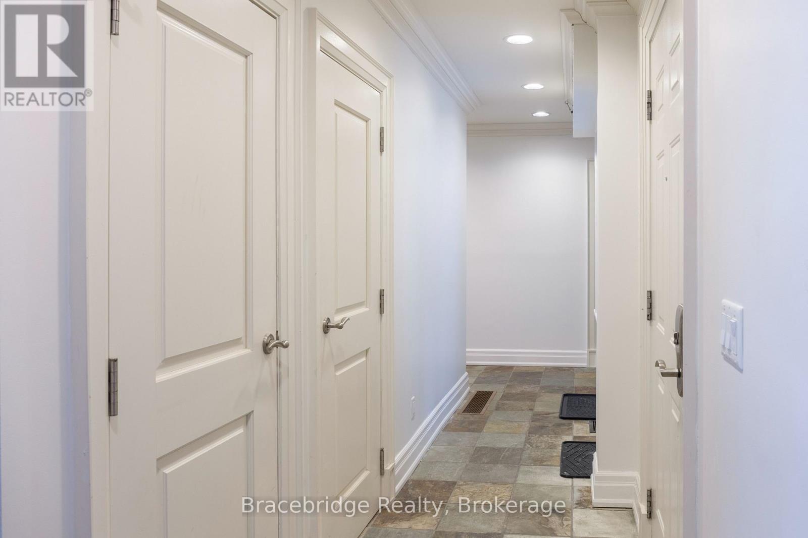 B102-C1 - 1869 Muskoka Rd 118 Highway W, Muskoka Lakes, Ontario  P1L 1W8 - Photo 5 - X13001614