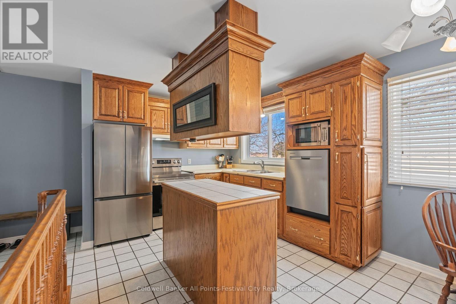 1 Crawford Street, North Huron, Ontario  N0G 2H0 - Photo 12 - X13001744