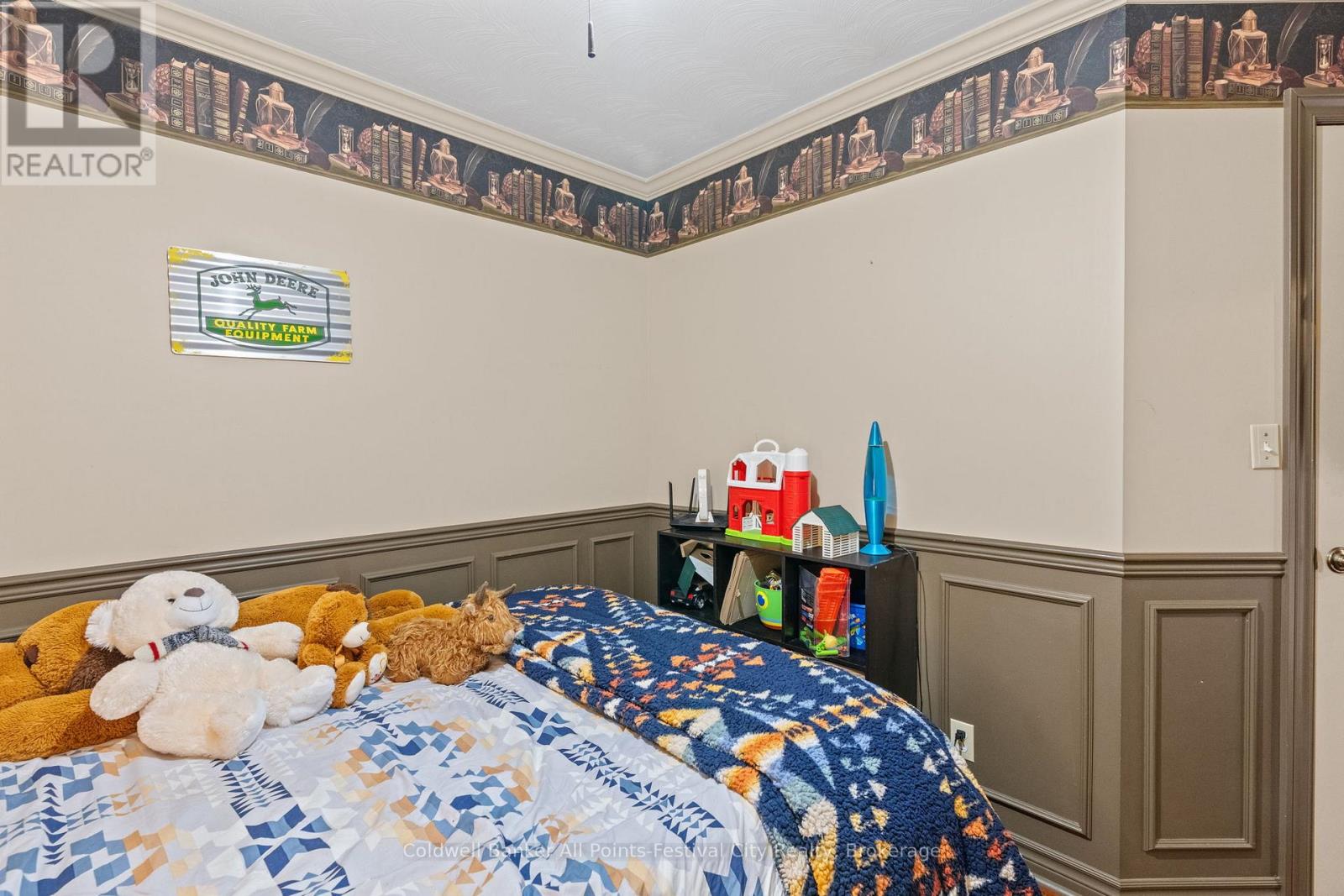 1 Crawford Street, North Huron, Ontario  N0G 2H0 - Photo 18 - X13001744