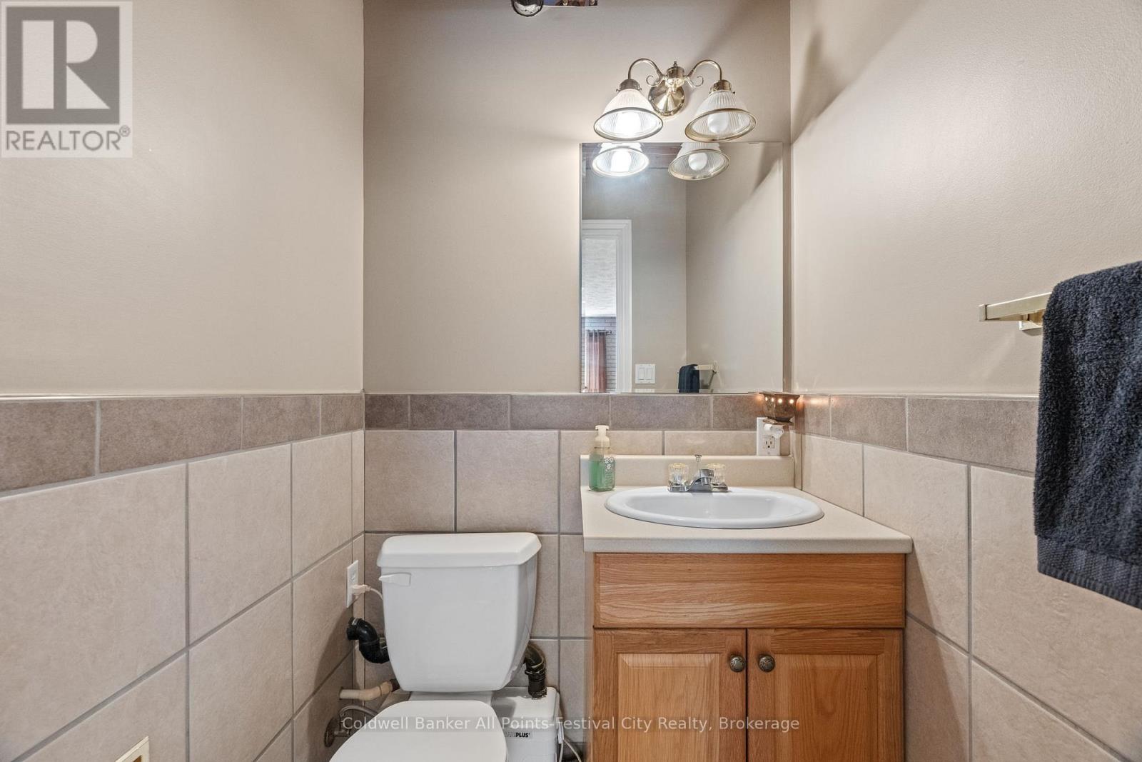 1 Crawford Street, North Huron, Ontario  N0G 2H0 - Photo 33 - X13001744