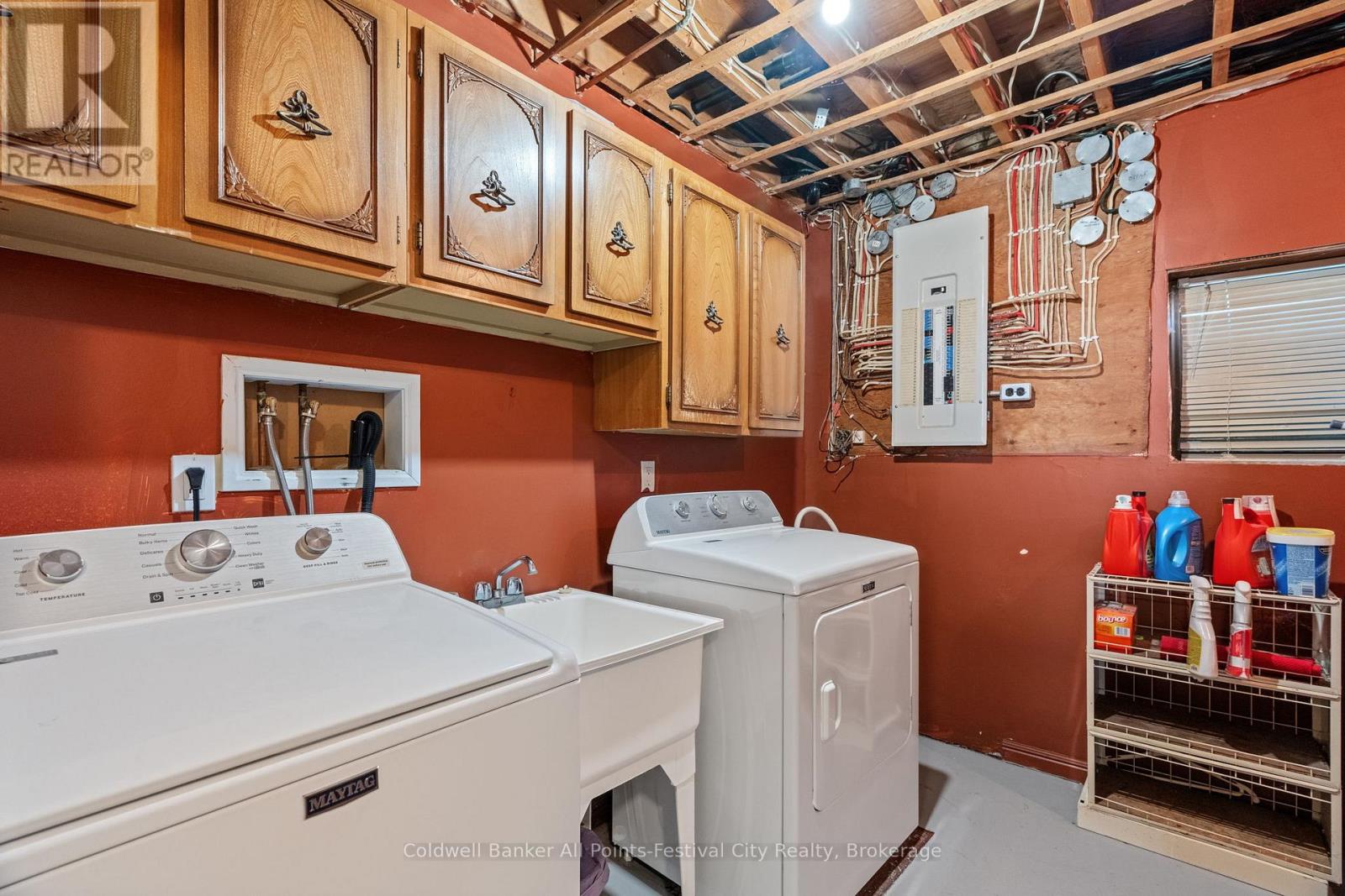 1 Crawford Street, North Huron, Ontario  N0G 2H0 - Photo 34 - X13001744