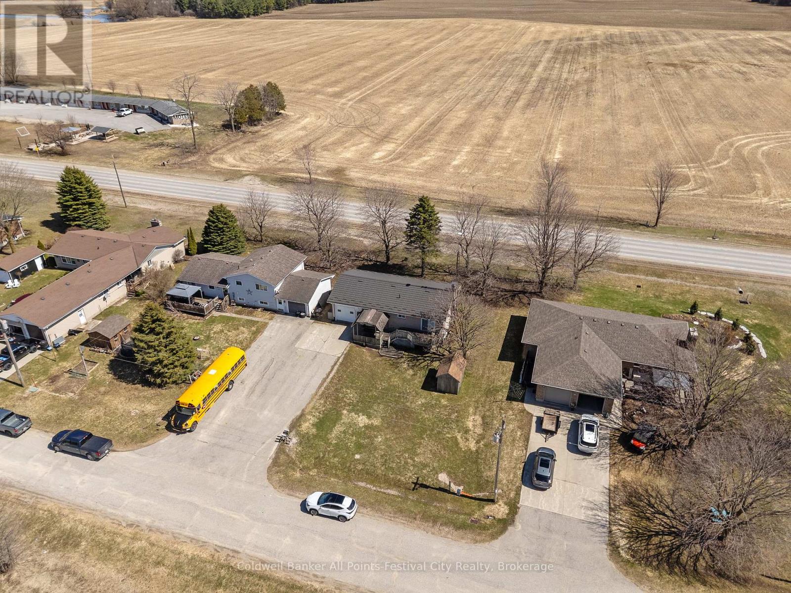 1 Crawford Street, North Huron, Ontario  N0G 2H0 - Photo 38 - X13001744