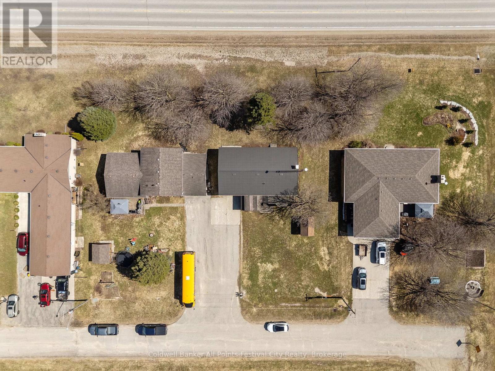 1 Crawford Street, North Huron, Ontario  N0G 2H0 - Photo 39 - X13001744