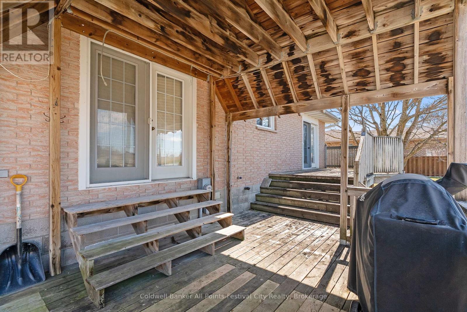 1 Crawford Street, North Huron, Ontario  N0G 2H0 - Photo 42 - X13001744