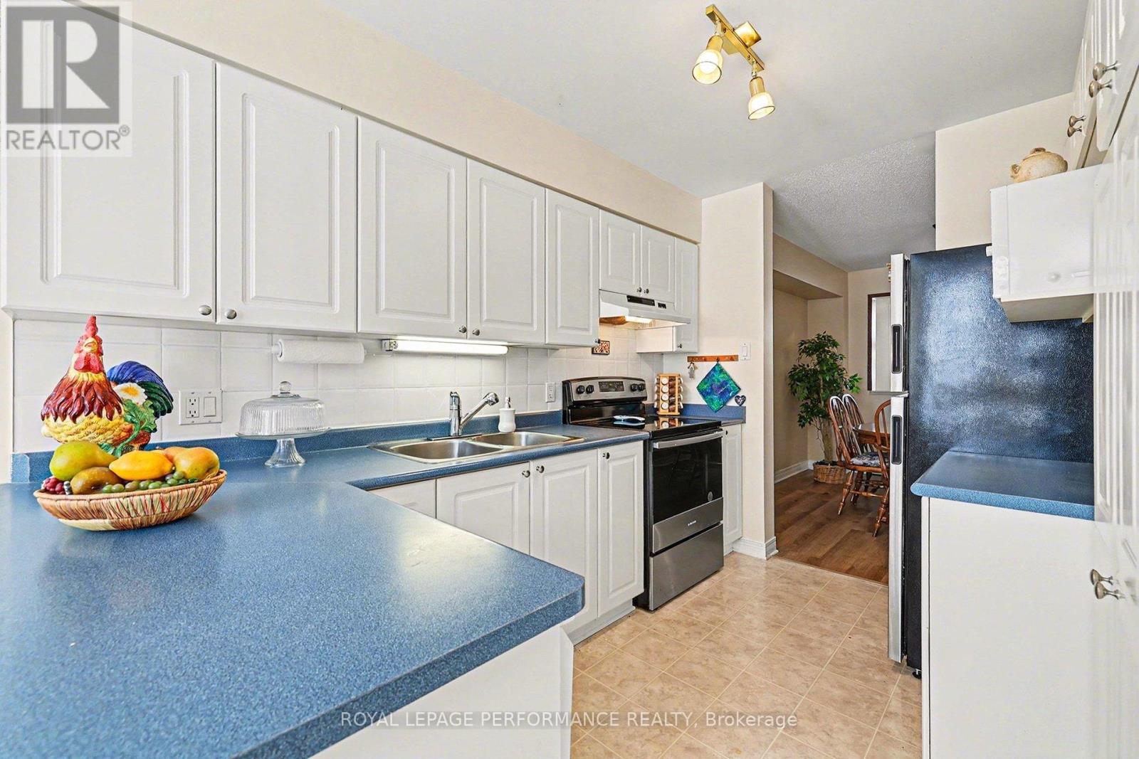 214 Windhurst Drive, Ottawa, Ontario  K2G 6H9 - Photo 11 - X13001546