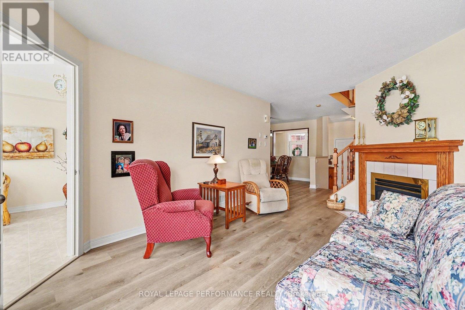 214 Windhurst Drive, Ottawa, Ontario  K2G 6H9 - Photo 7 - X13001546