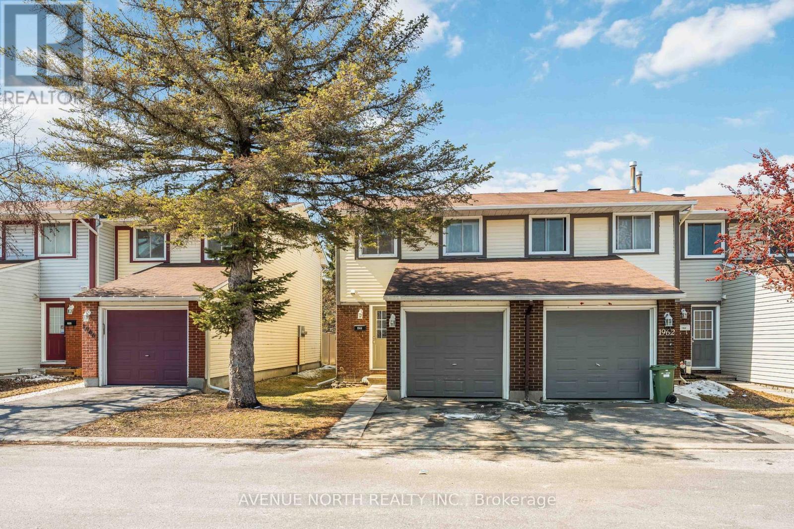 25 - 1964 GARDEN PARK LANE, Ottawa, Ontario