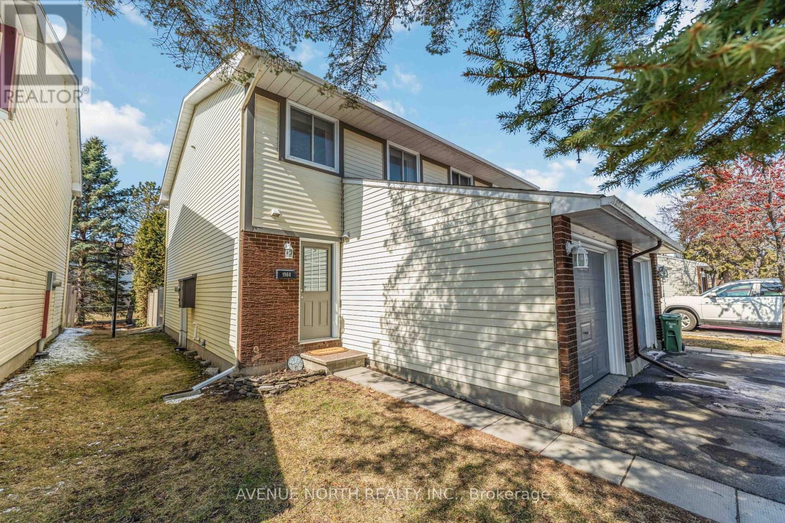 25 - 1964 Garden Park Lane, Ottawa, Ontario  K1B 5B2 - Photo 3 - X13001648