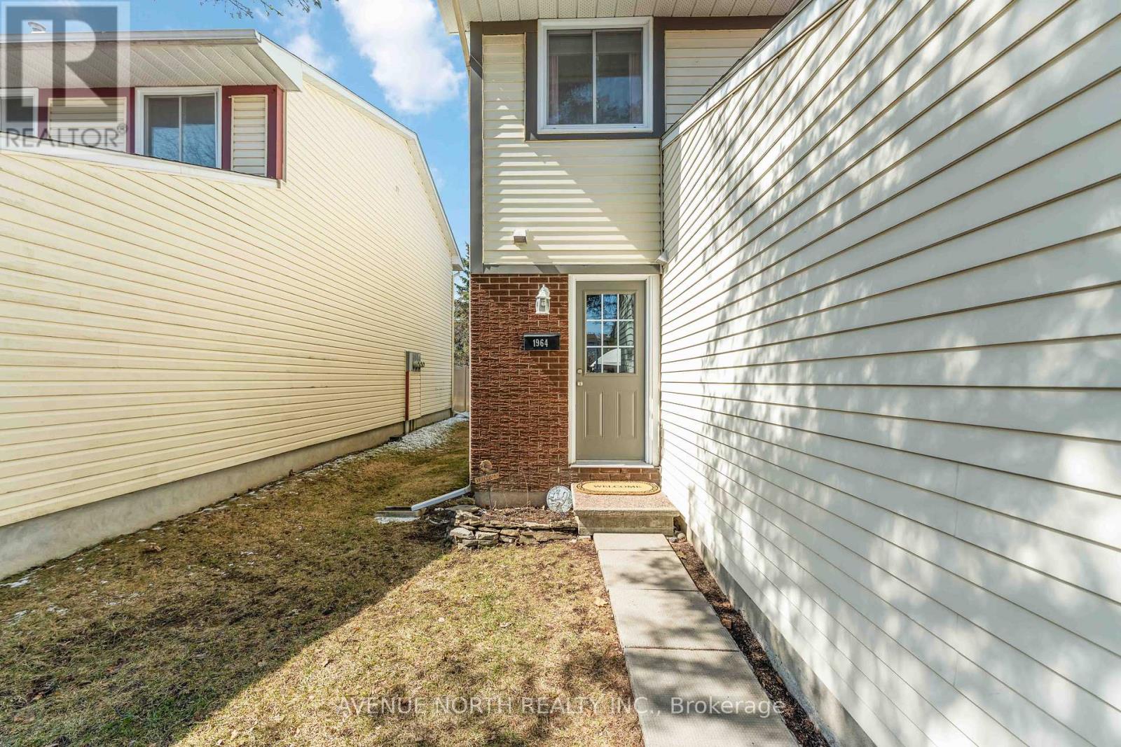 25 - 1964 Garden Park Lane, Ottawa, Ontario  K1B 5B2 - Photo 4 - X13001648