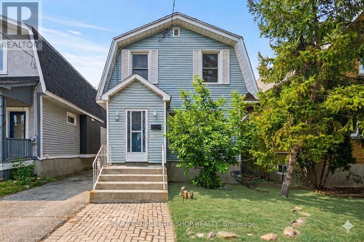 56 SMIRLE AVENUE, Ottawa, Ontario