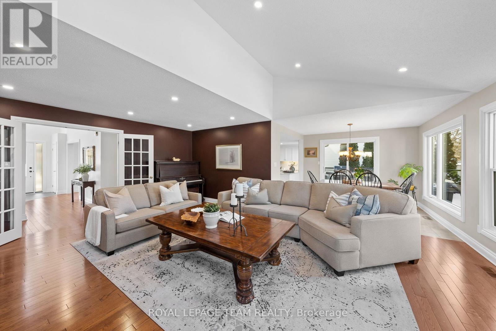 30 Crantham Crescent, Ottawa, Ontario K2S 1R2 - Photo 11 - X13001816