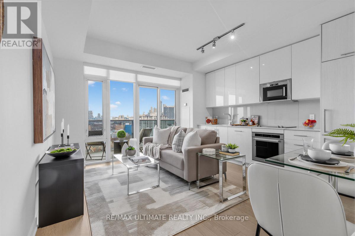 2508 - 330 Richmond Street W, Toronto, Ontario  M5V 1X2 - Photo 10 - C13001488