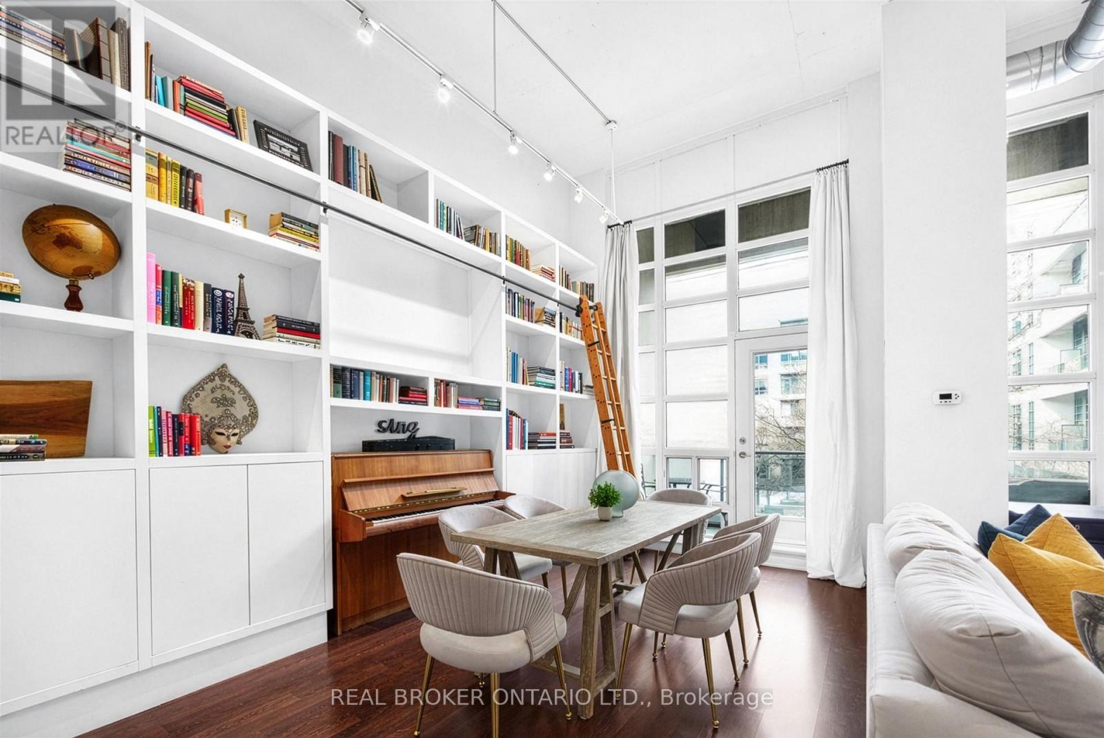 209 - 380 Macpherson Avenue, Toronto, Ontario  M4V 3E3 - Photo 22 - C13001650