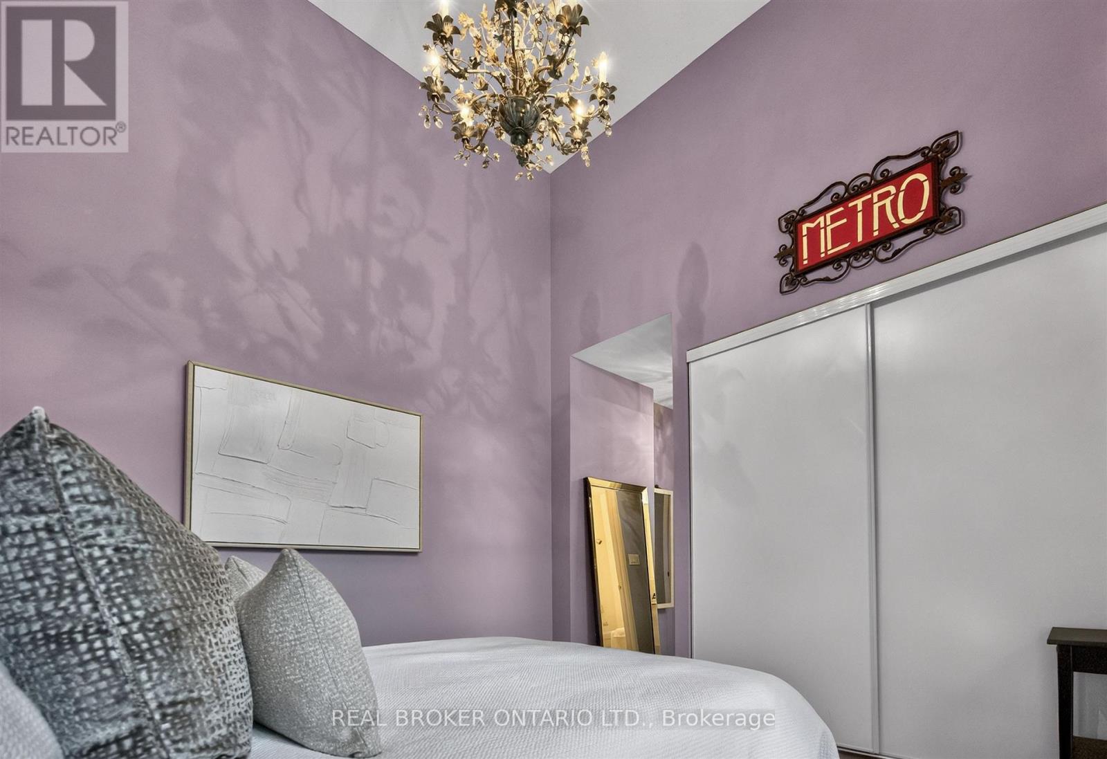 209 - 380 Macpherson Avenue, Toronto, Ontario  M4V 3E3 - Photo 29 - C13001650