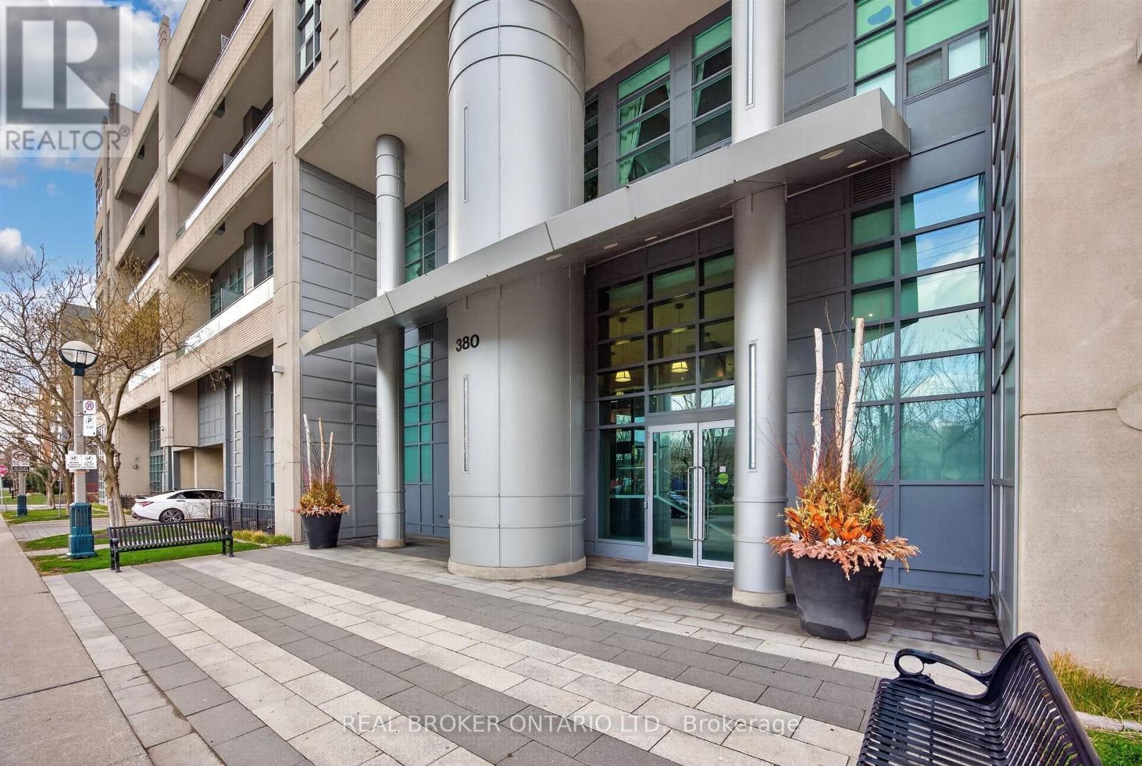 209 - 380 Macpherson Avenue, Toronto, Ontario  M4V 3E3 - Photo 44 - C13001650