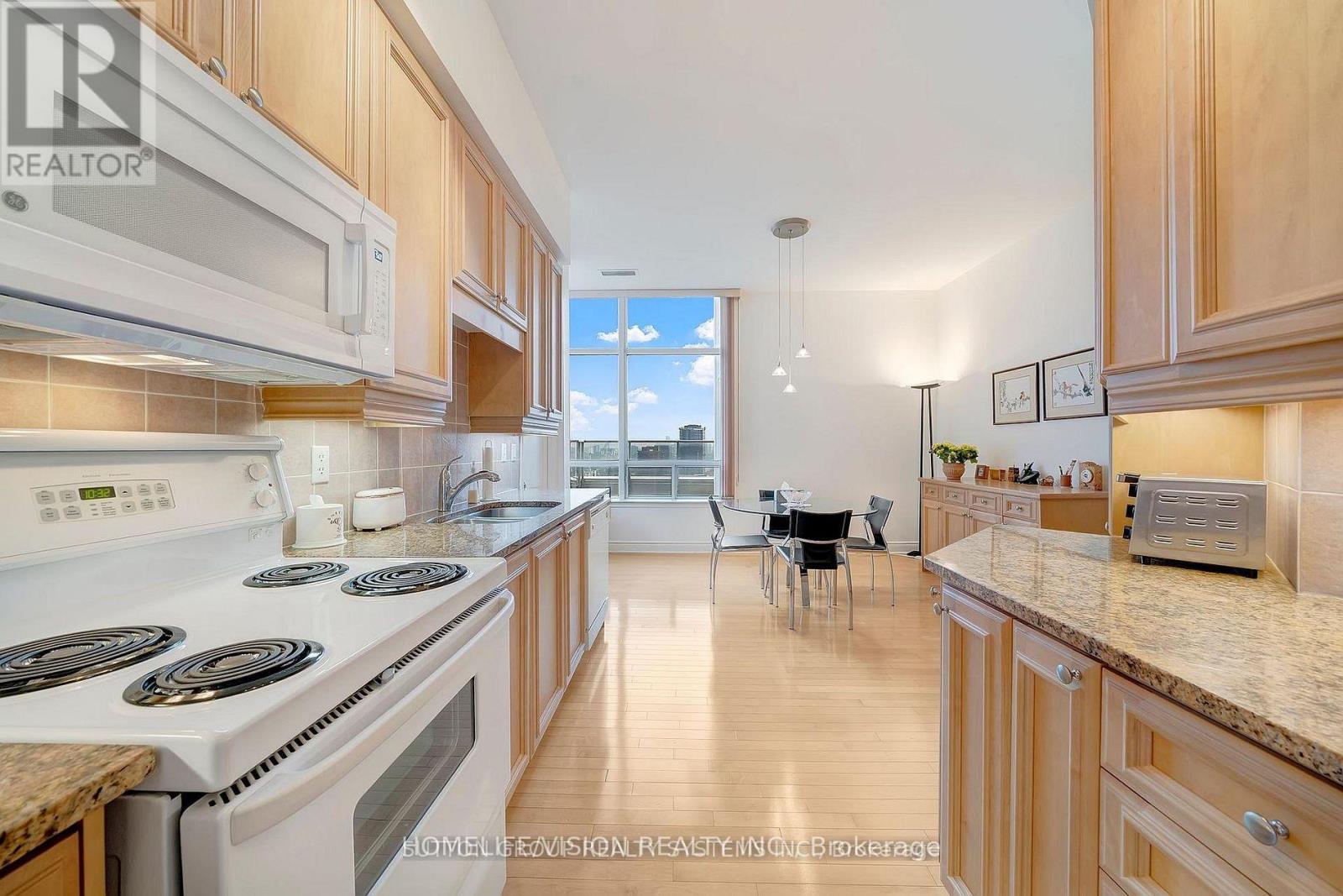 Uph2 - 8 Rean Drive, Toronto, Ontario  M2K 3B9 - Photo 8 - C13001688