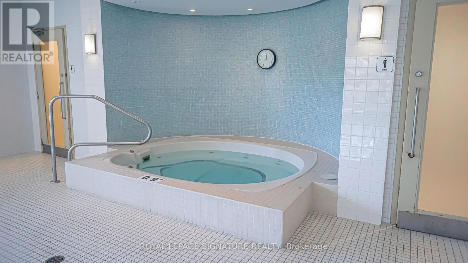 1726 - 230 Queens Quay W, Toronto, Ontario  M5J 2Y7 - Photo 17 - C13001764