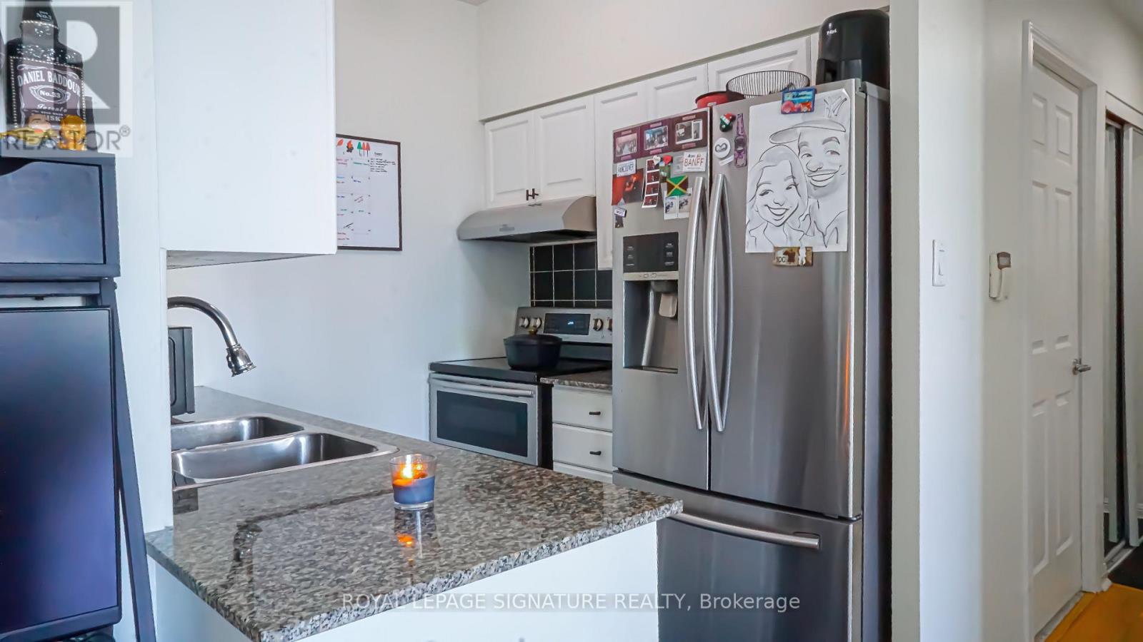 1726 - 230 Queens Quay W, Toronto, Ontario  M5J 2Y7 - Photo 7 - C13001764