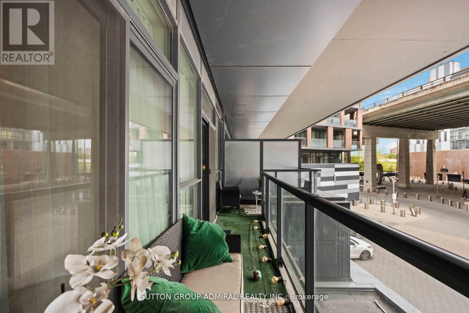 219 - 20 Bruyeres Mews, Toronto, Ontario  M5V 0G8 - Photo 21 - C13001788