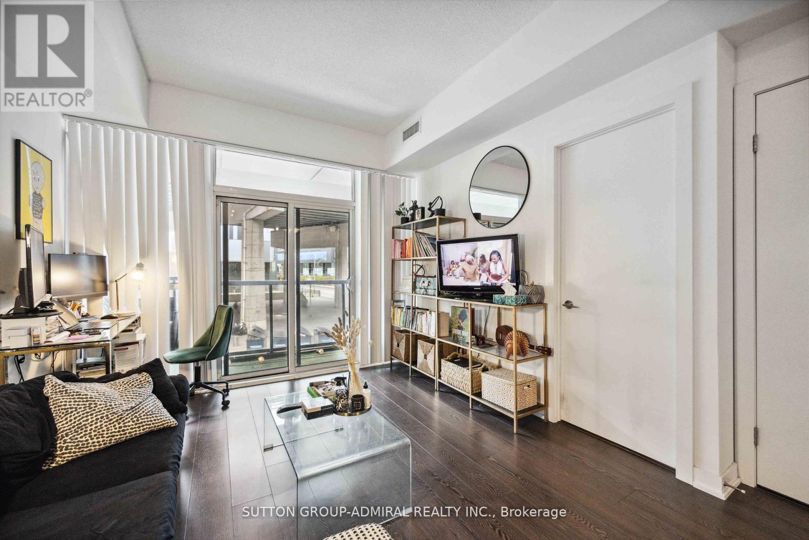 219 - 20 Bruyeres Mews, Toronto, Ontario  M5V 0G8 - Photo 4 - C13001788