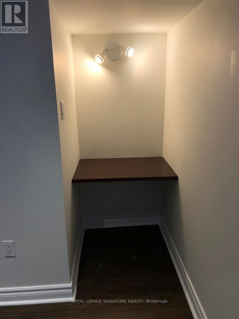 40 Crofton Road, Toronto, Ontario  M4G 2B4 - Photo 15 - C13001814