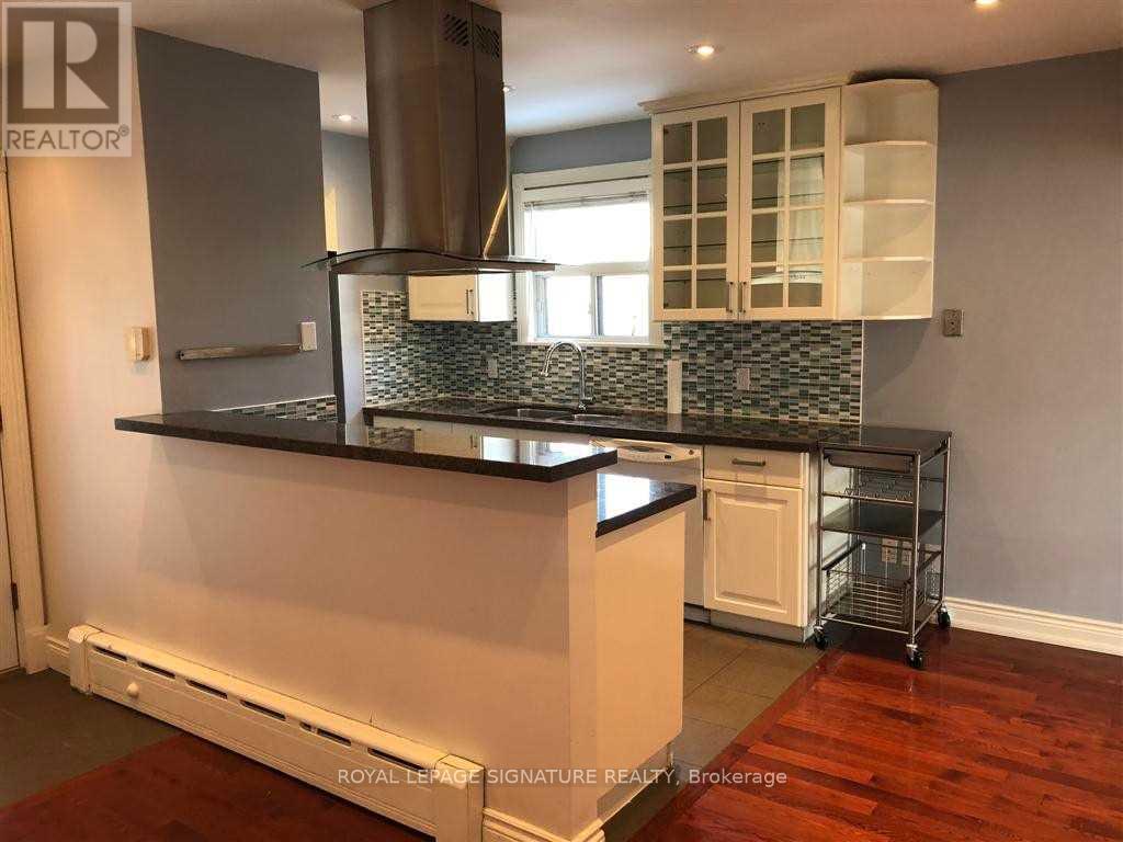 40 Crofton Road, Toronto, Ontario  M4G 2B4 - Photo 6 - C13001814