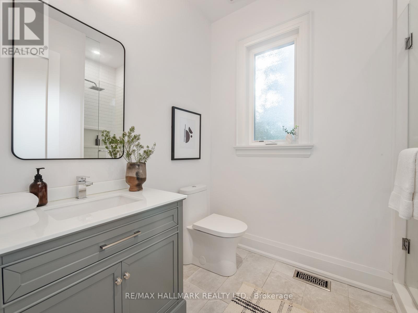 48 Paperbirch Drive, Toronto, Ontario M3C 2E7 - Photo 15 - C13001820