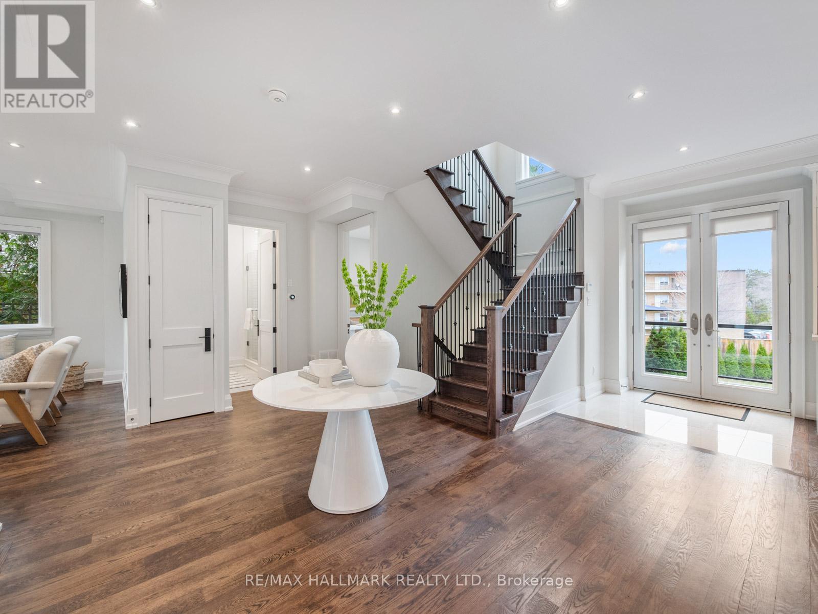 48 Paperbirch Drive, Toronto, Ontario M3C 2E7 - Photo 17 - C13001820