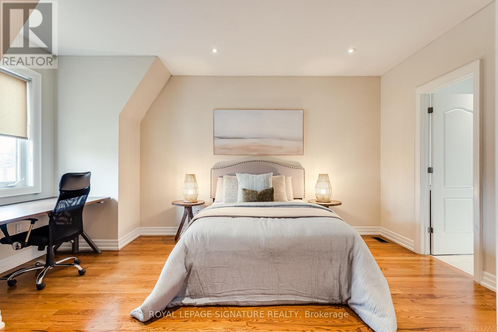 12 Silverton Avenue, Toronto, Ontario  M3H 3E6 - Photo 24 - C13001850