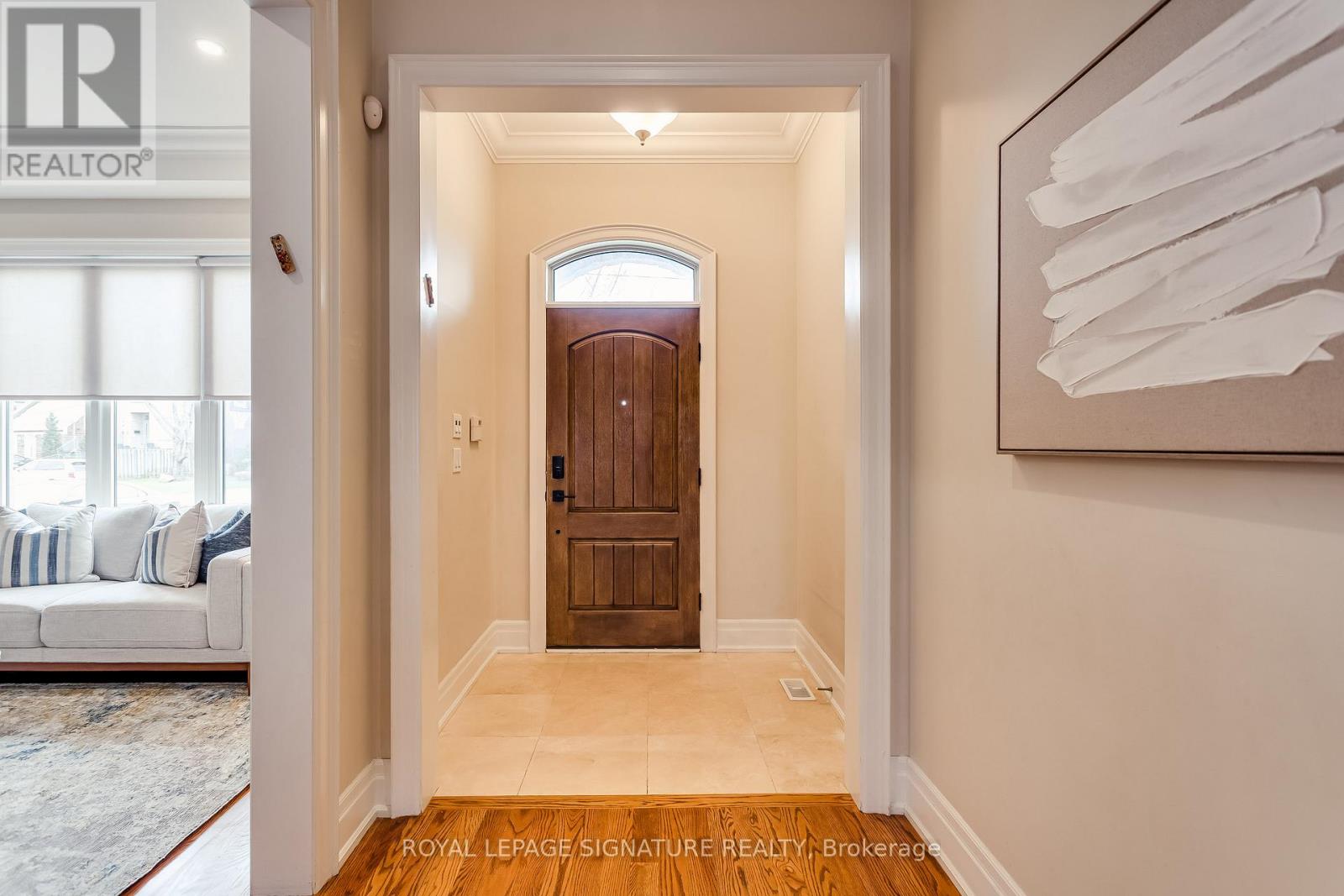 12 Silverton Avenue, Toronto, Ontario  M3H 3E6 - Photo 3 - C13001850