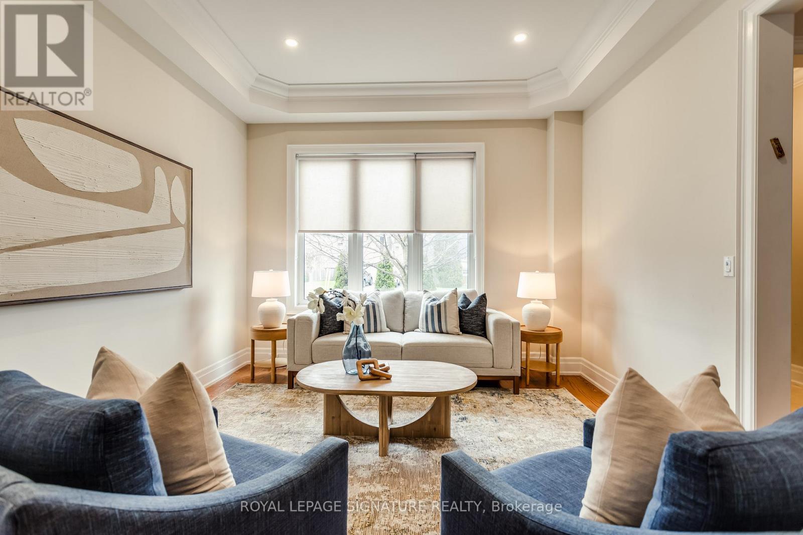 12 Silverton Avenue, Toronto, Ontario  M3H 3E6 - Photo 6 - C13001850