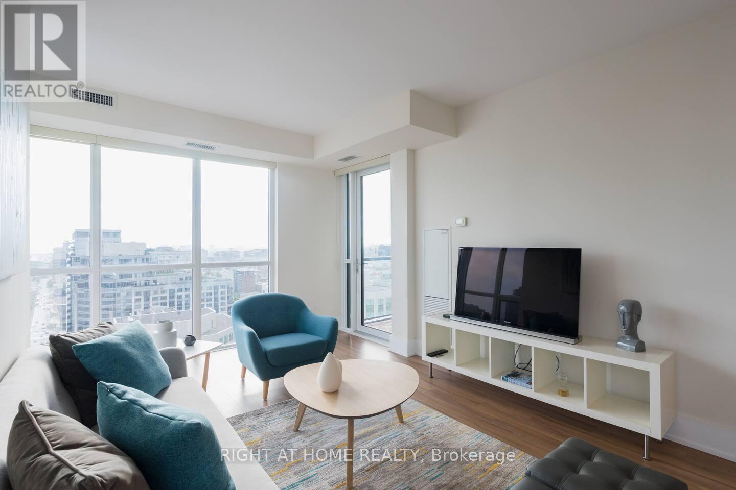 2512 - 300 Front Street W, Toronto, Ontario  M5V 0E9 - Photo 9 - C13001862