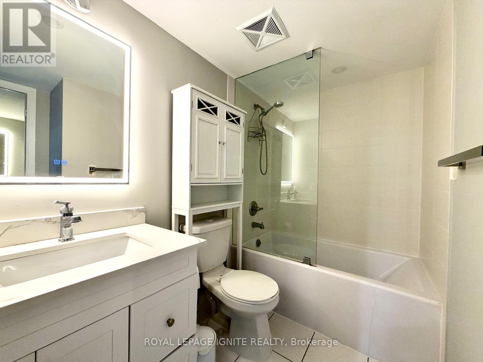 2001 - 151 Village Green Square, Toronto, Ontario  M1S 0K5 - Photo 17 - E12999098