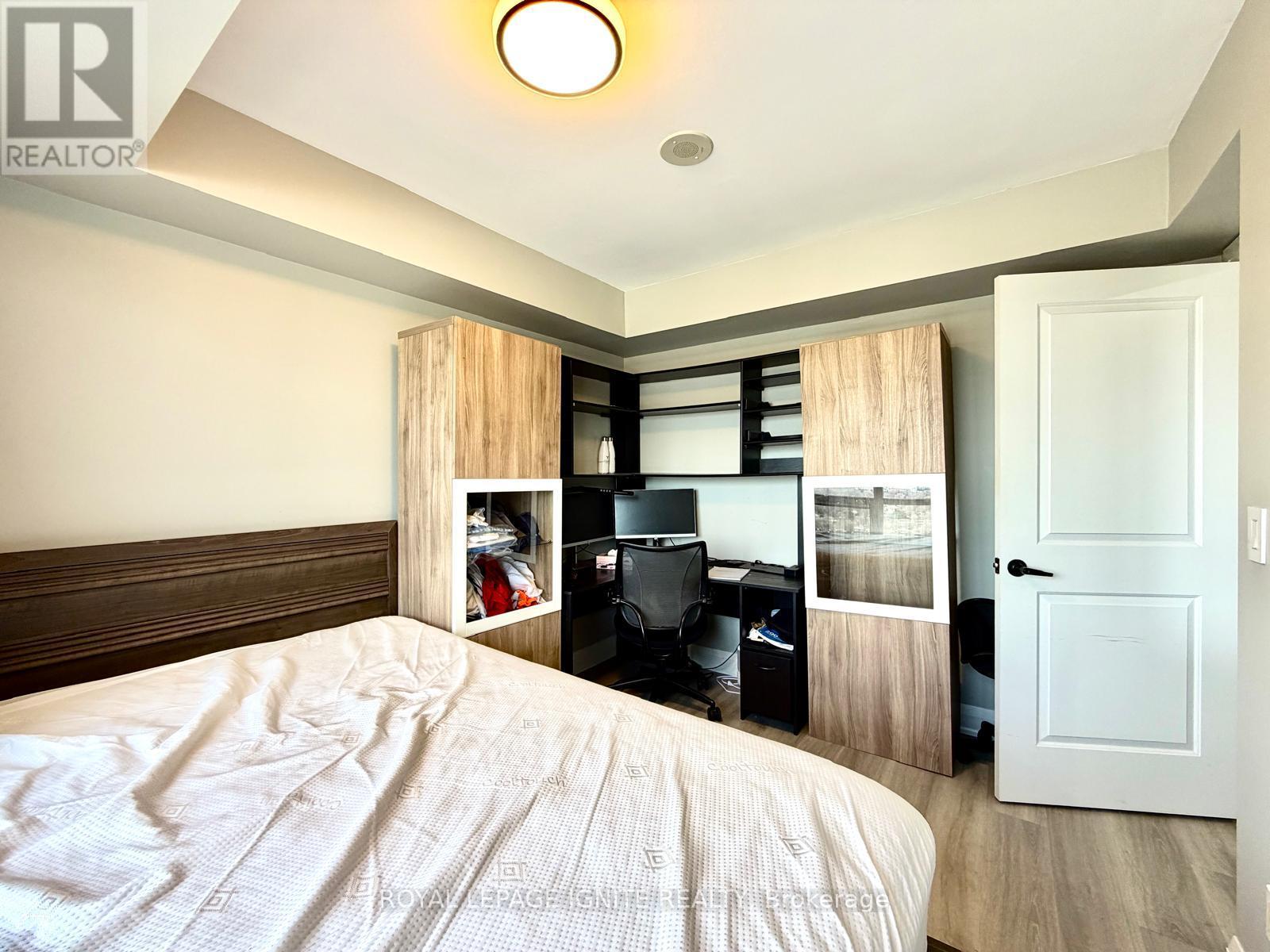 2001 - 151 Village Green Square, Toronto, Ontario  M1S 0K5 - Photo 22 - E12999098