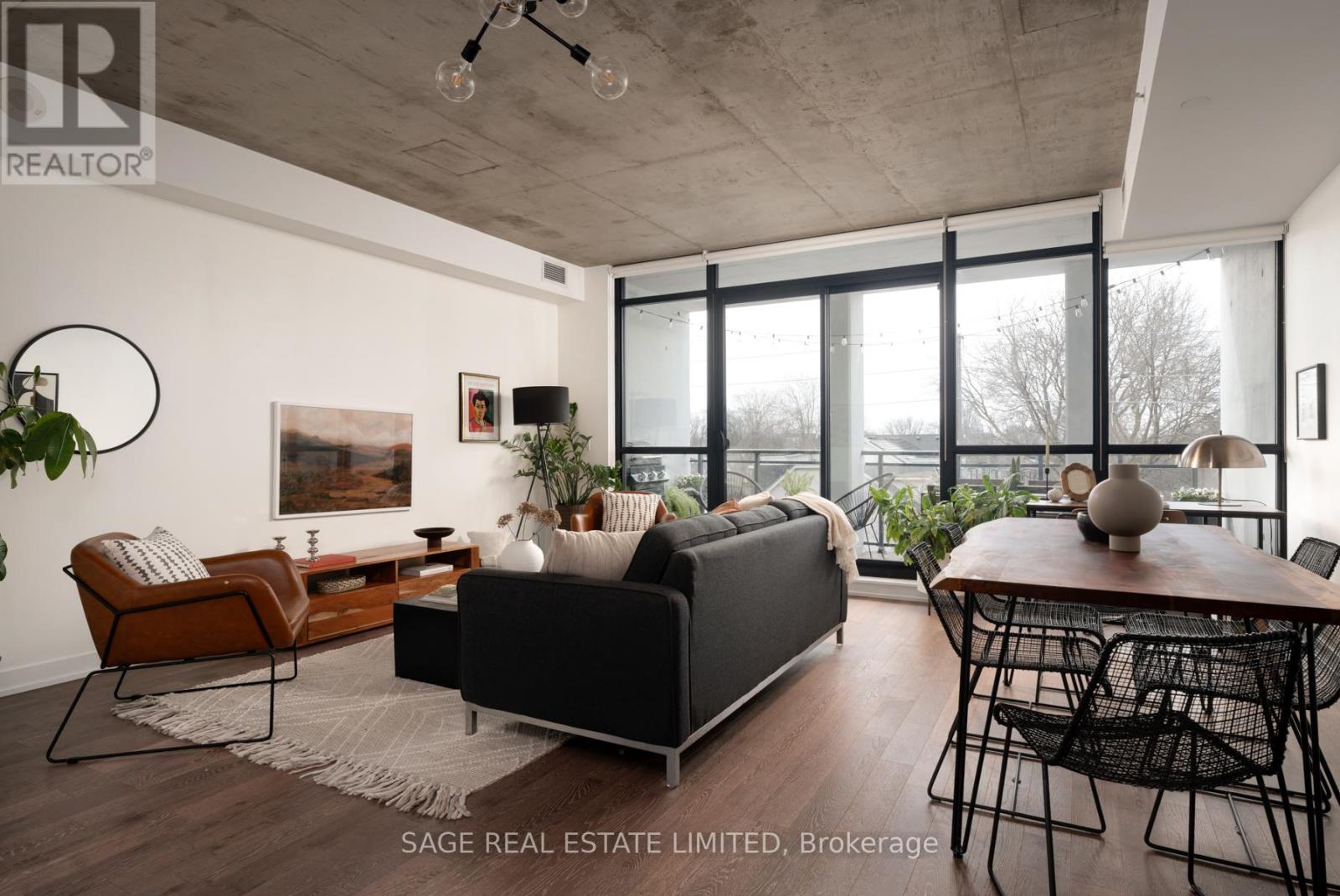 403 - 1238 Dundas Street E, Toronto, Ontario  M4M 1S3 - Photo 2 - E13001514