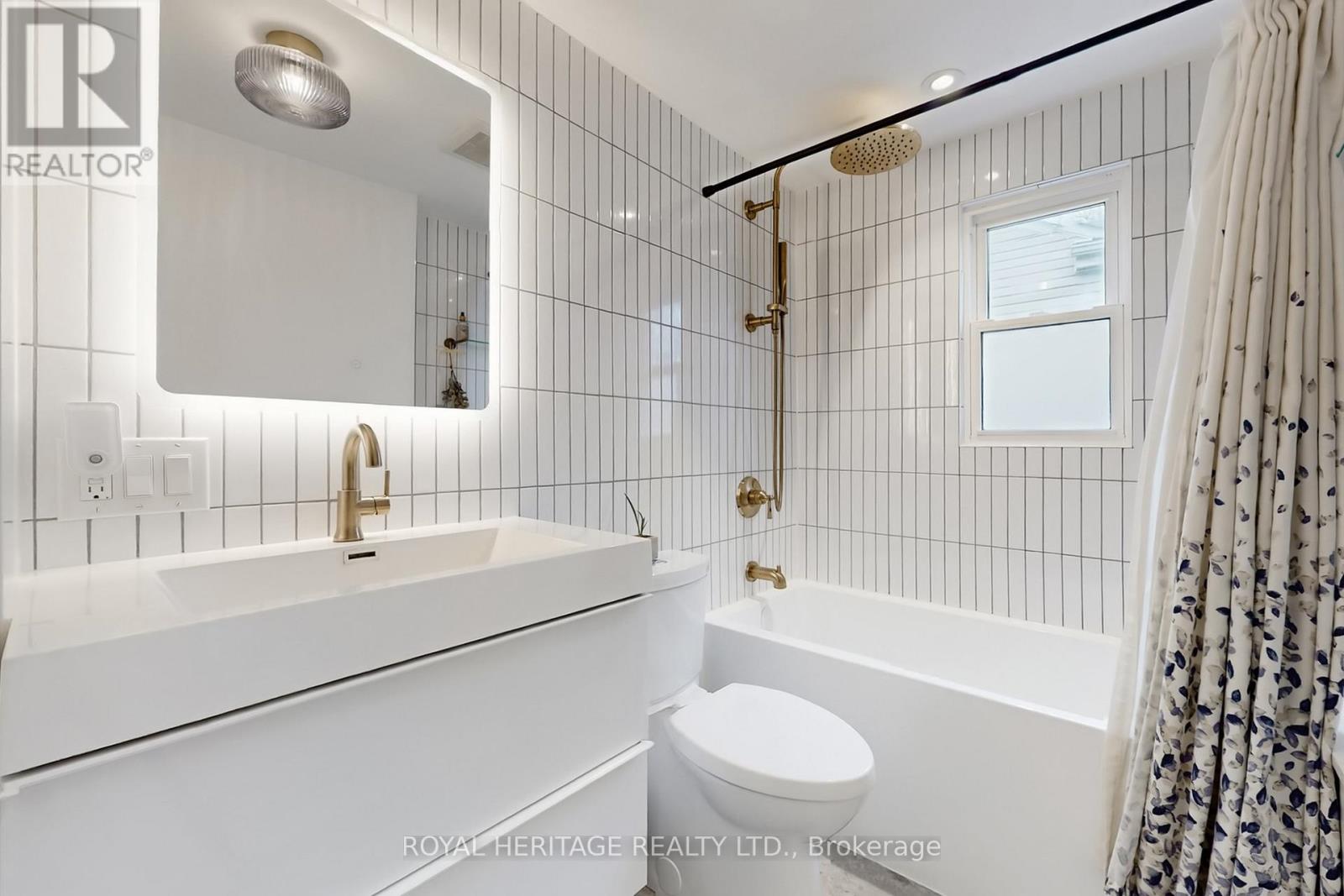 24 York Street, Ajax, Ontario  L1S 1S8 - Photo 23 - E13001556