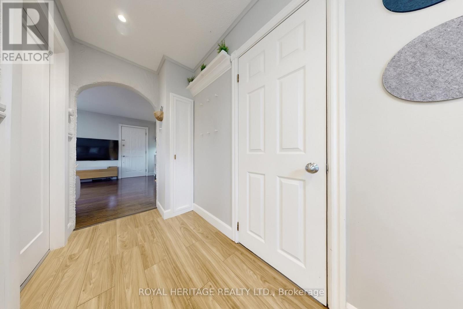 24 York Street, Ajax, Ontario  L1S 1S8 - Photo 36 - E13001556