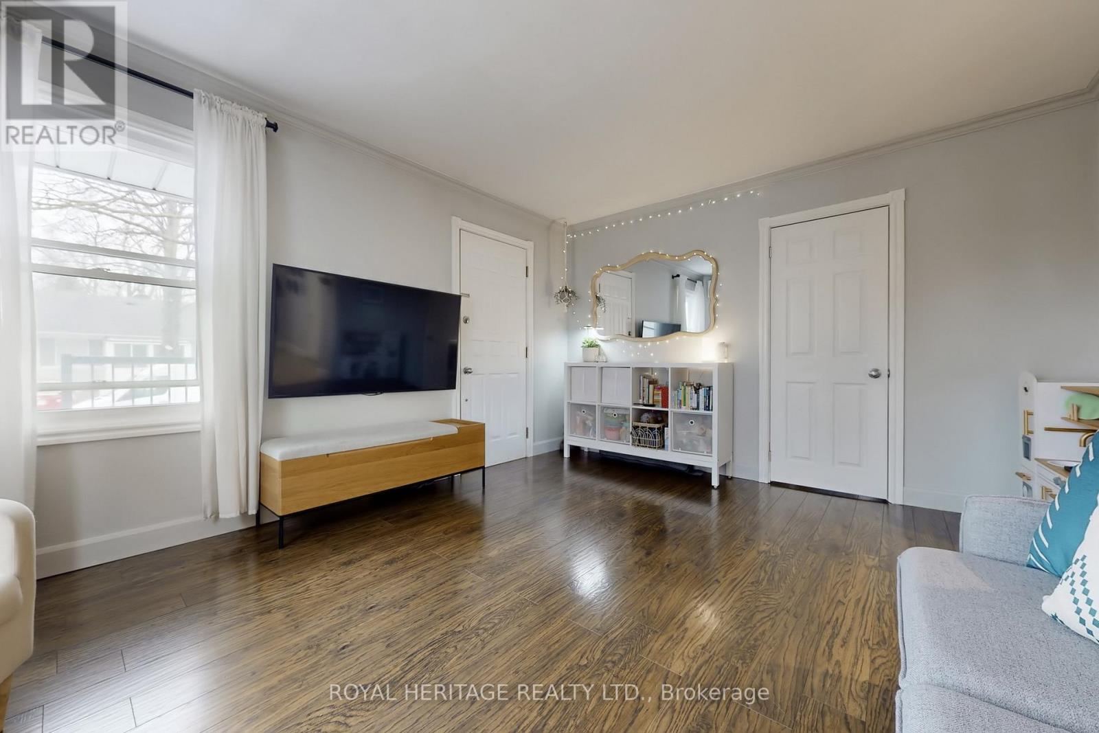 24 York Street, Ajax, Ontario  L1S 1S8 - Photo 9 - E13001556