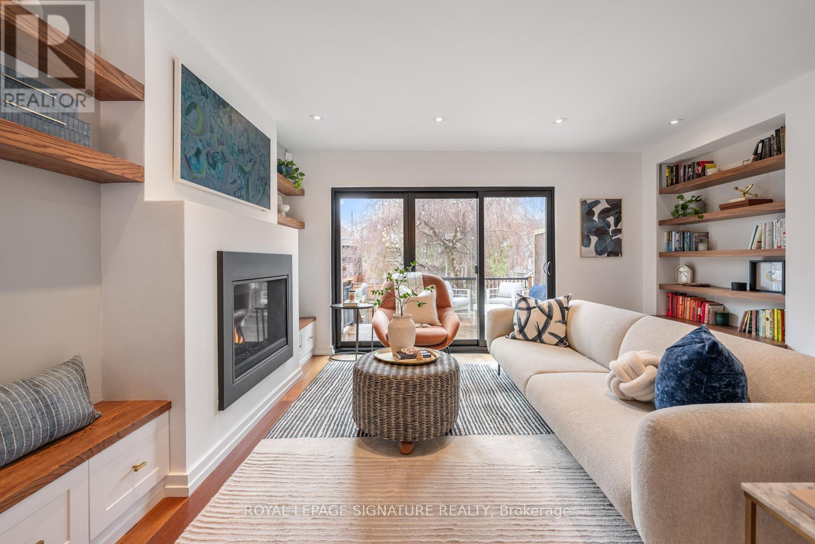 163 LANGLEY AVENUE, Toronto, Ontario