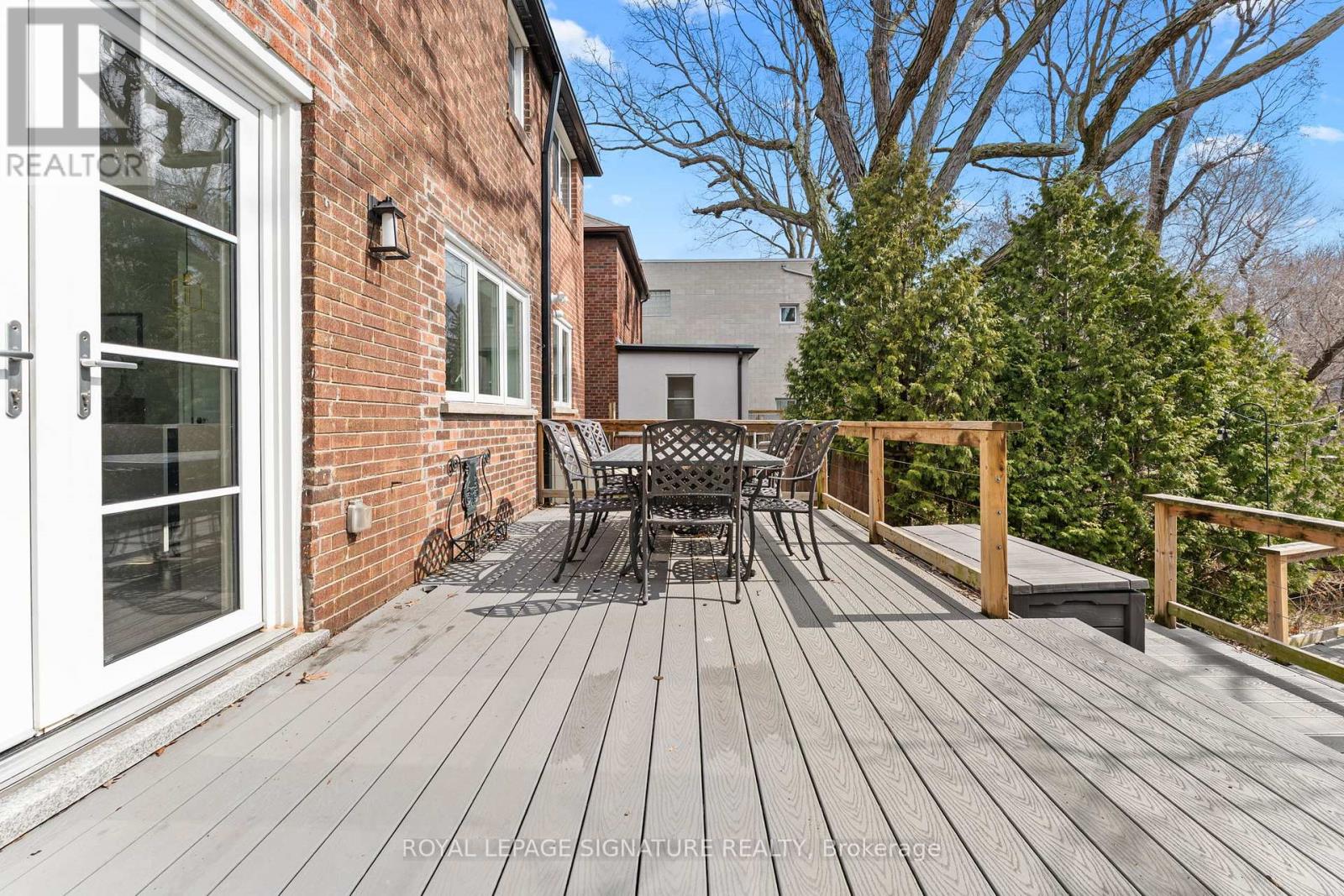 47 Don Valley Drive, Toronto, Ontario  M4K 2J1 - Photo 19 - E13001576