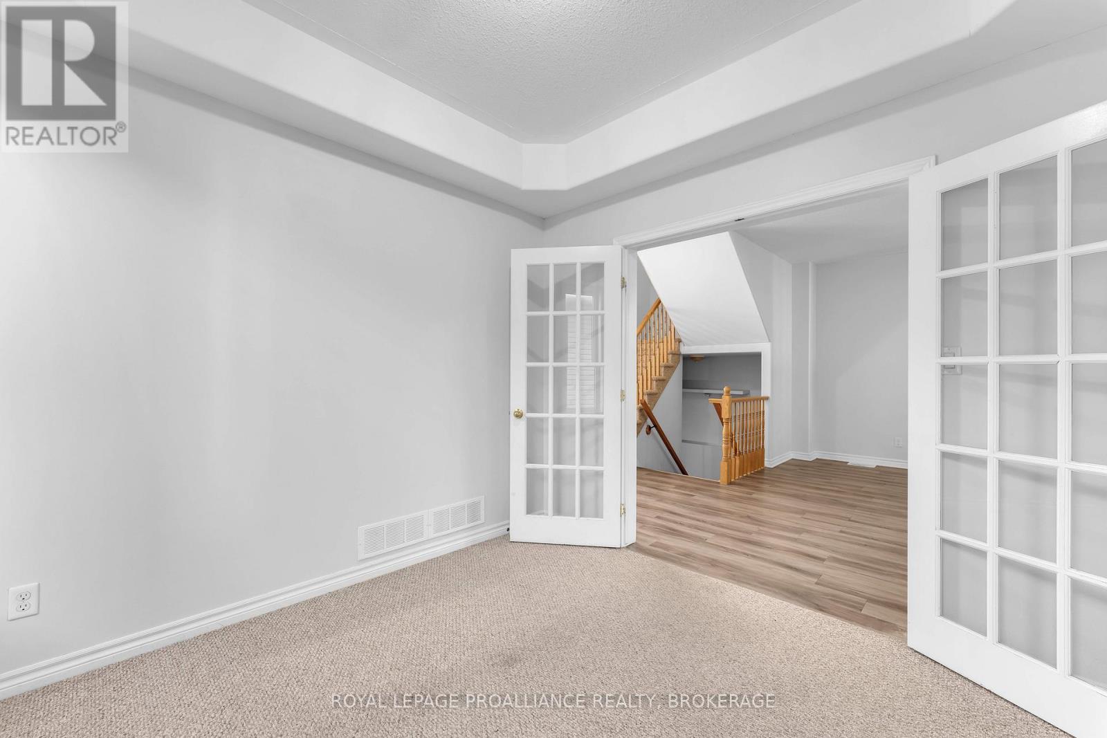 500 Conservatory Drive, Kingston, Ontario  K7M 9C8 - Photo 10 - X12861290