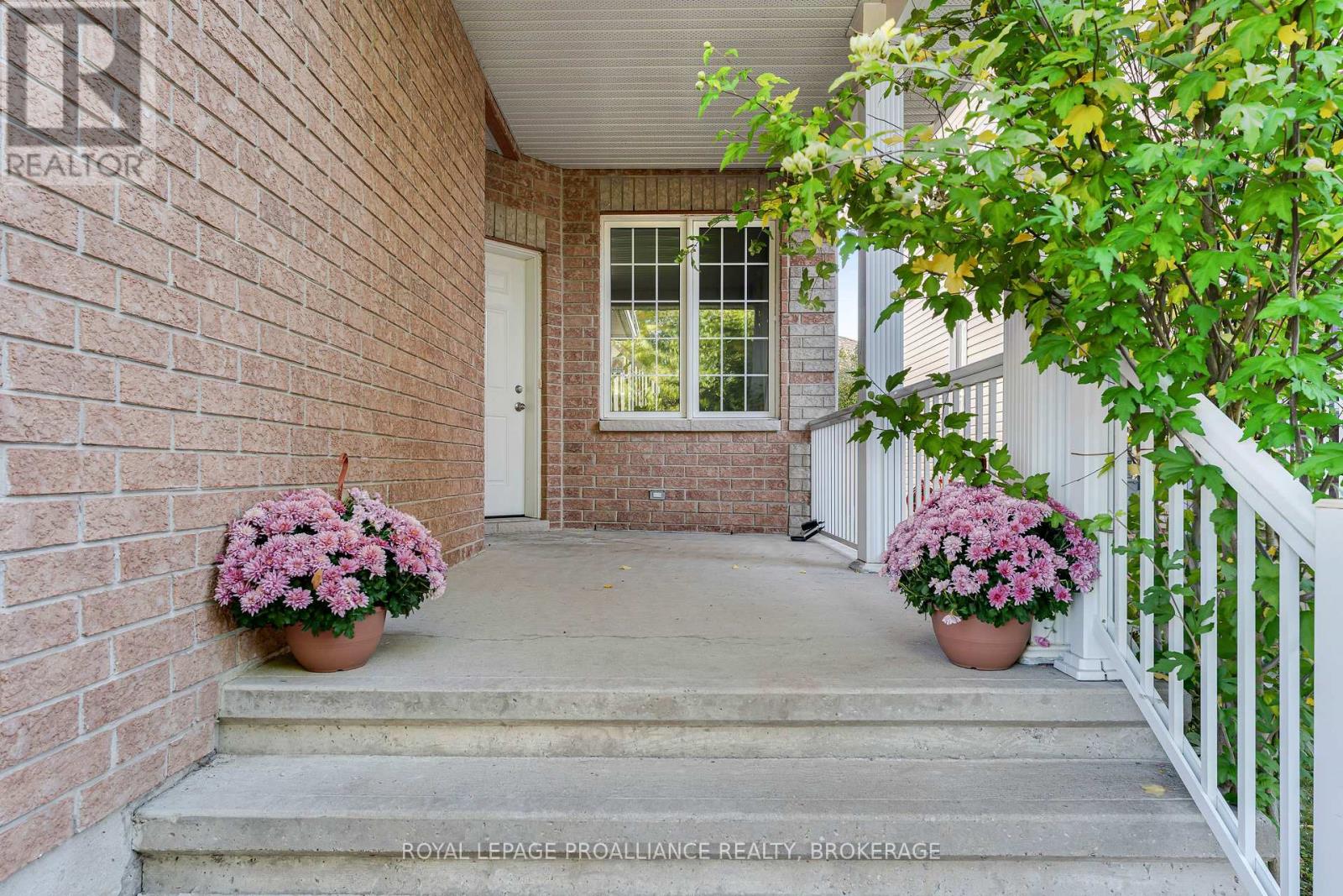 500 Conservatory Drive, Kingston, Ontario  K7M 9C8 - Photo 2 - X12861290