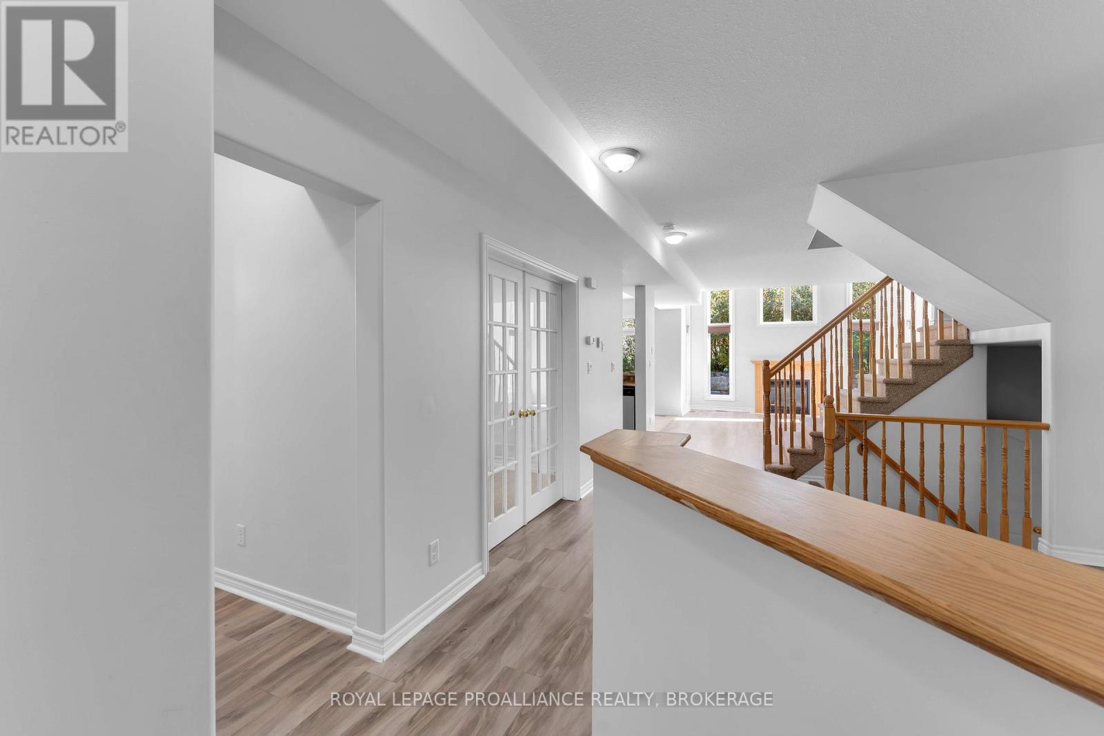 500 Conservatory Drive, Kingston, Ontario  K7M 9C8 - Photo 4 - X12861290