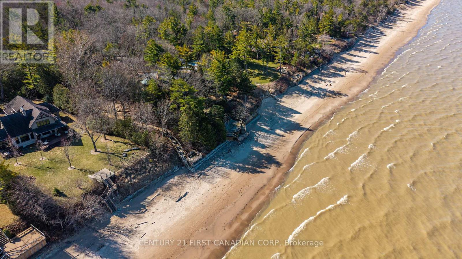 10277 Grand Oaks Drive, Lambton Shores, Ontario  N0M 1T0 - Photo 36 - X13001476