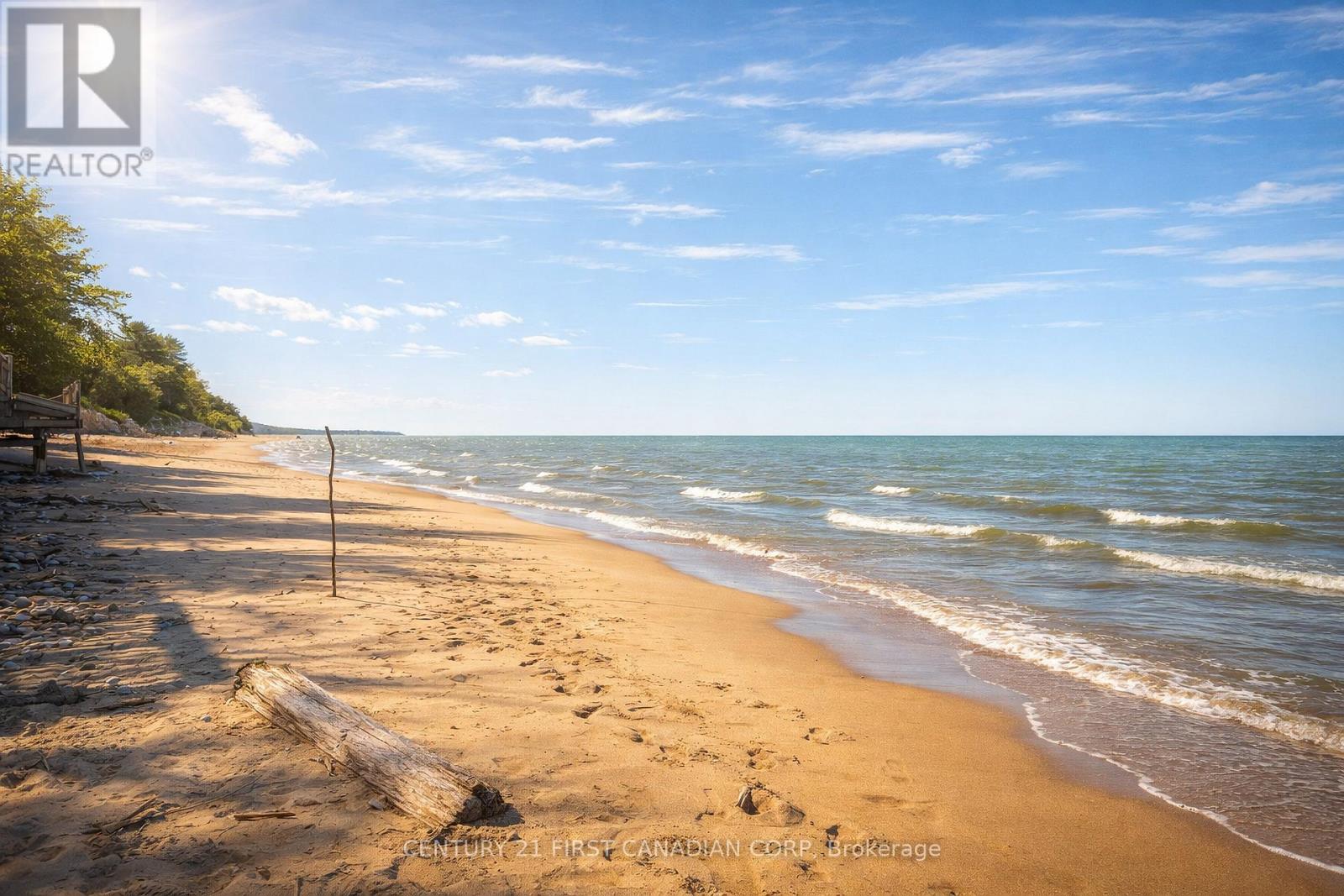 10277 Grand Oaks Drive, Lambton Shores, Ontario  N0M 1T0 - Photo 40 - X13001476