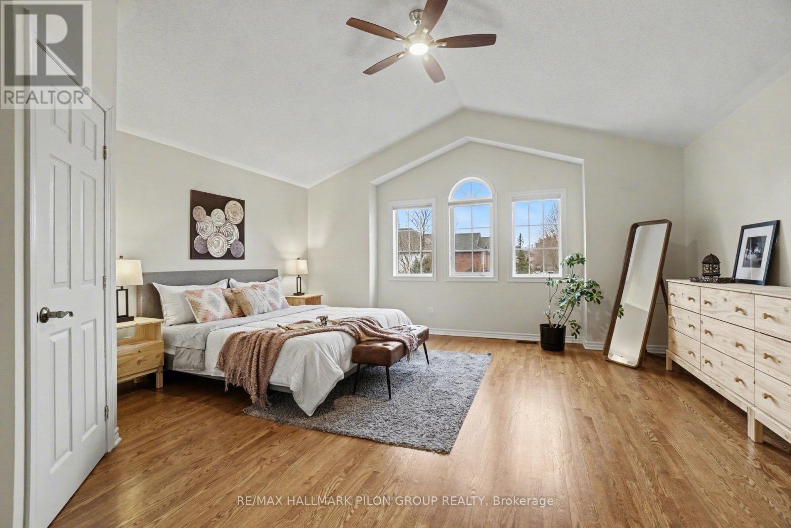 139 Borealis Crescent, Ottawa, Ontario  K1K 4T8 - Photo 14 - X12953660