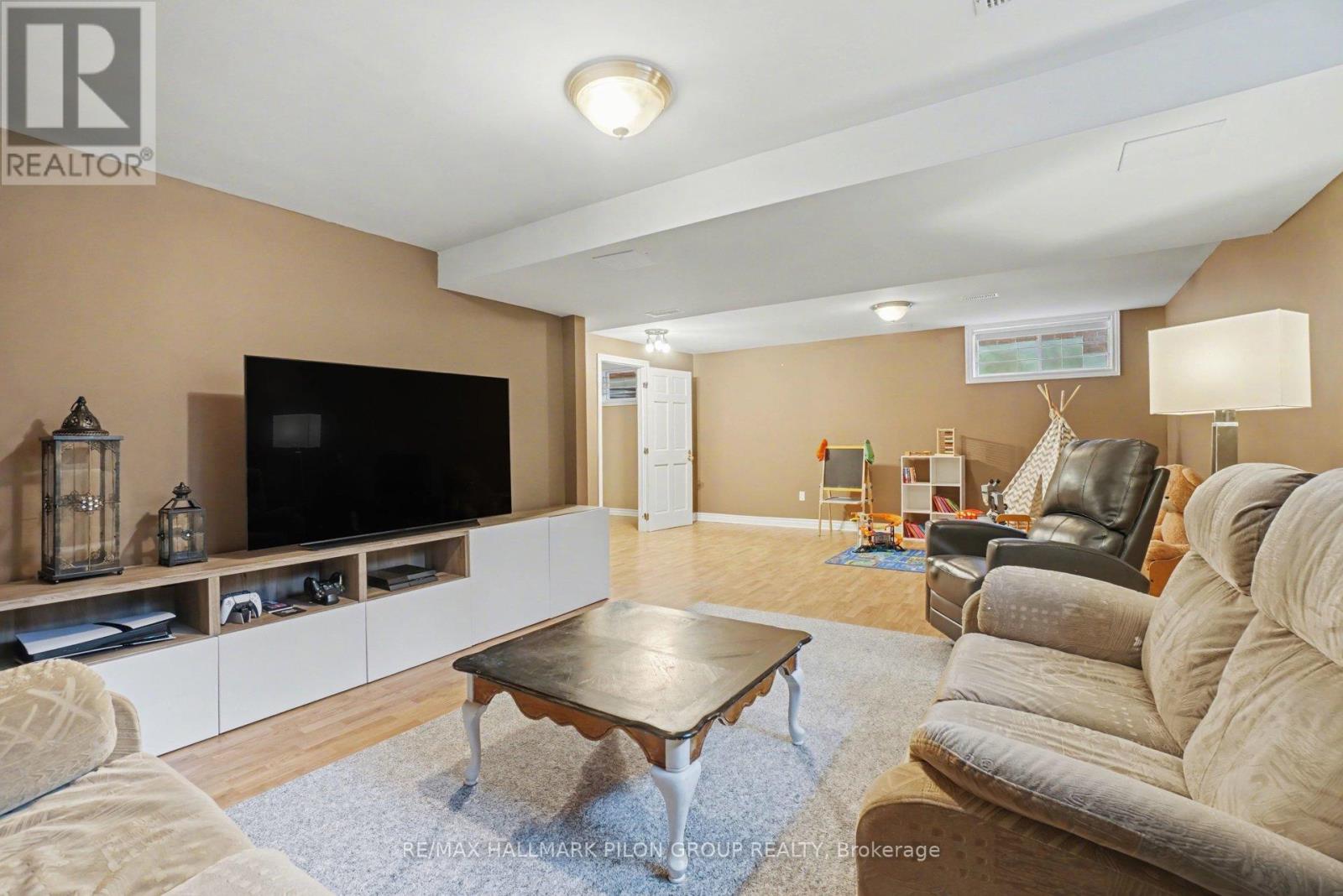 139 Borealis Crescent, Ottawa, Ontario  K1K 4T8 - Photo 21 - X12953660