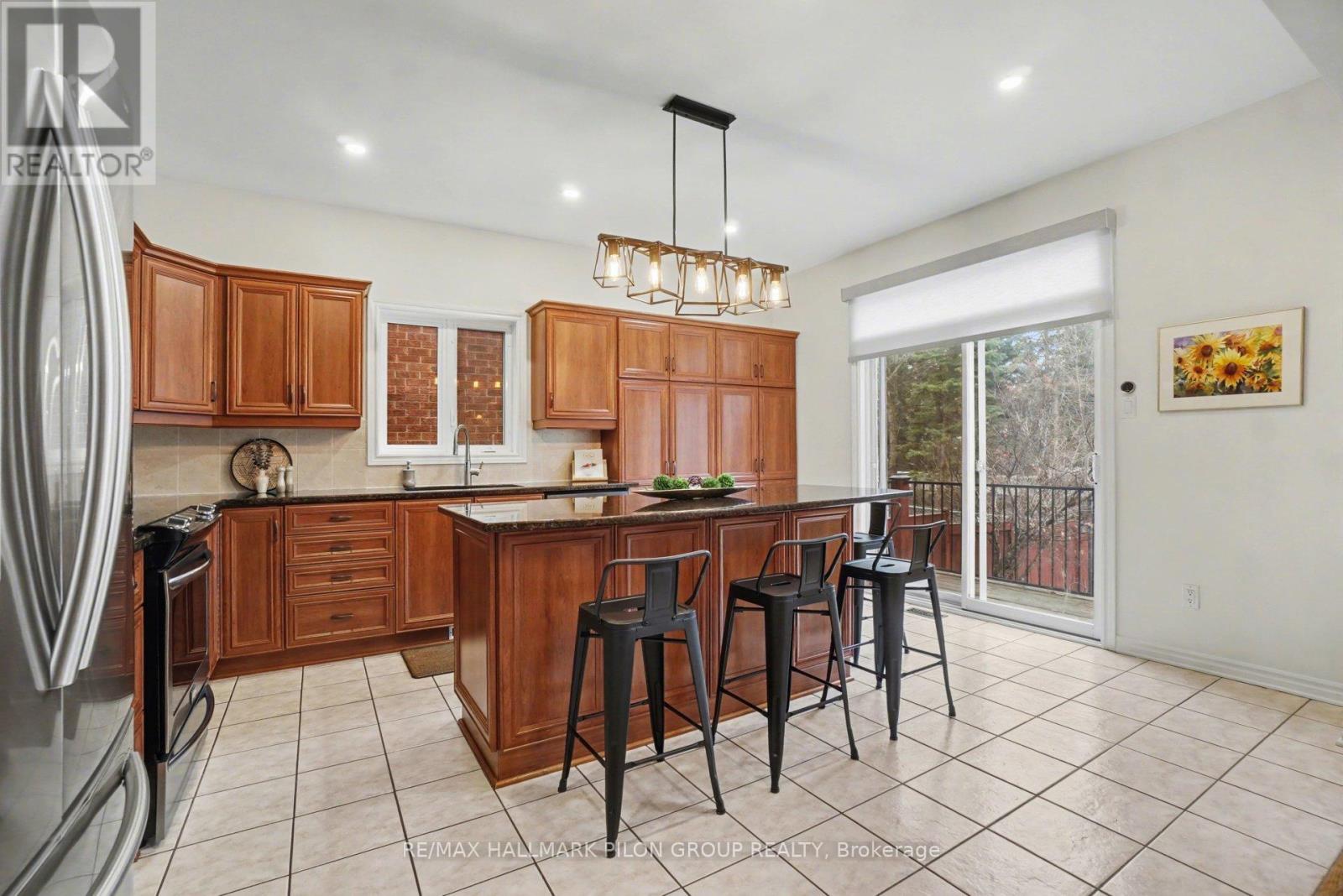 139 Borealis Crescent, Ottawa, Ontario  K1K 4T8 - Photo 7 - X12953660