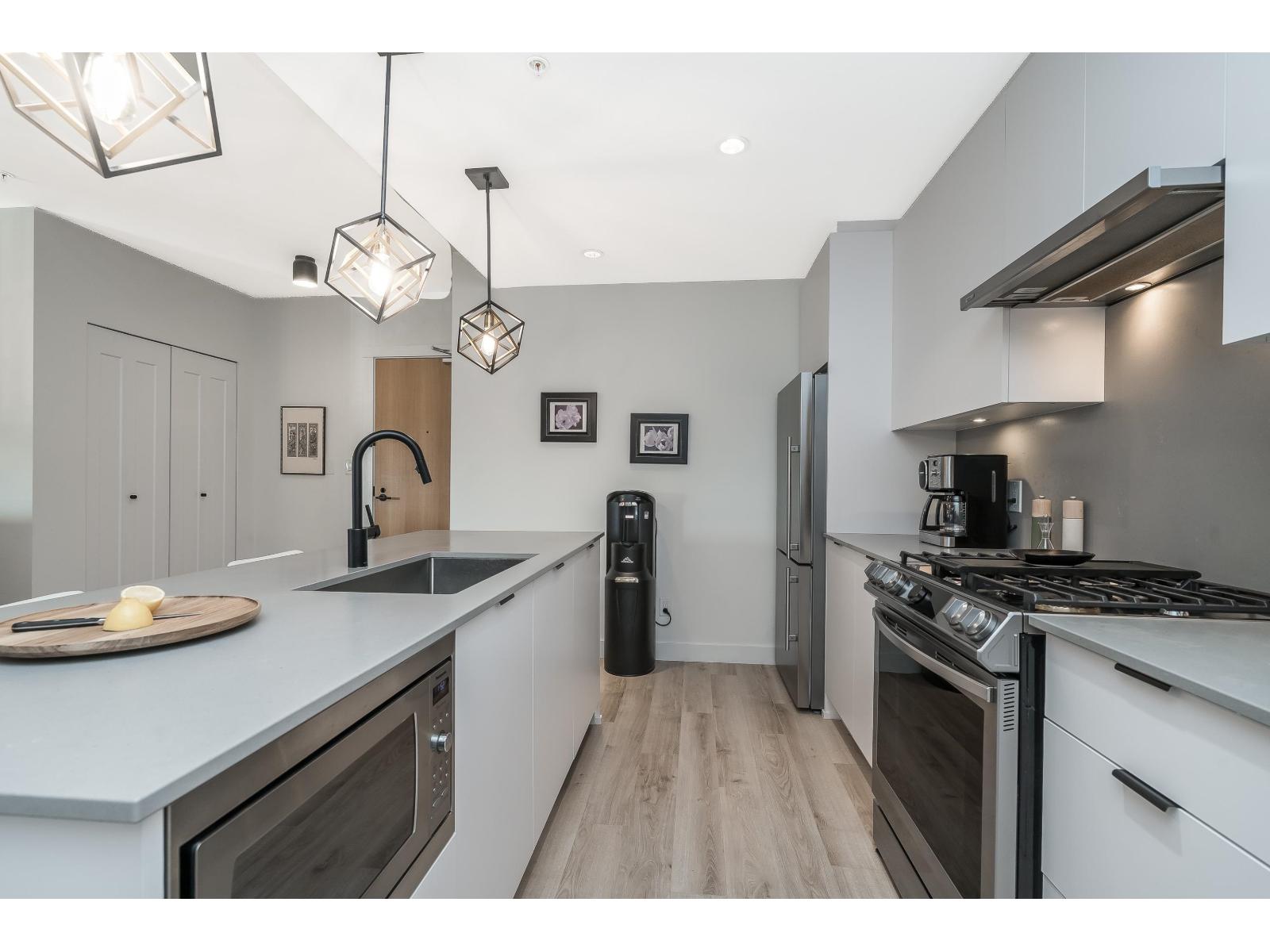 412 2493 Montrose Avenue, Abbotsford, British Columbia  V2S 3T2 - Photo 11 - R3108346