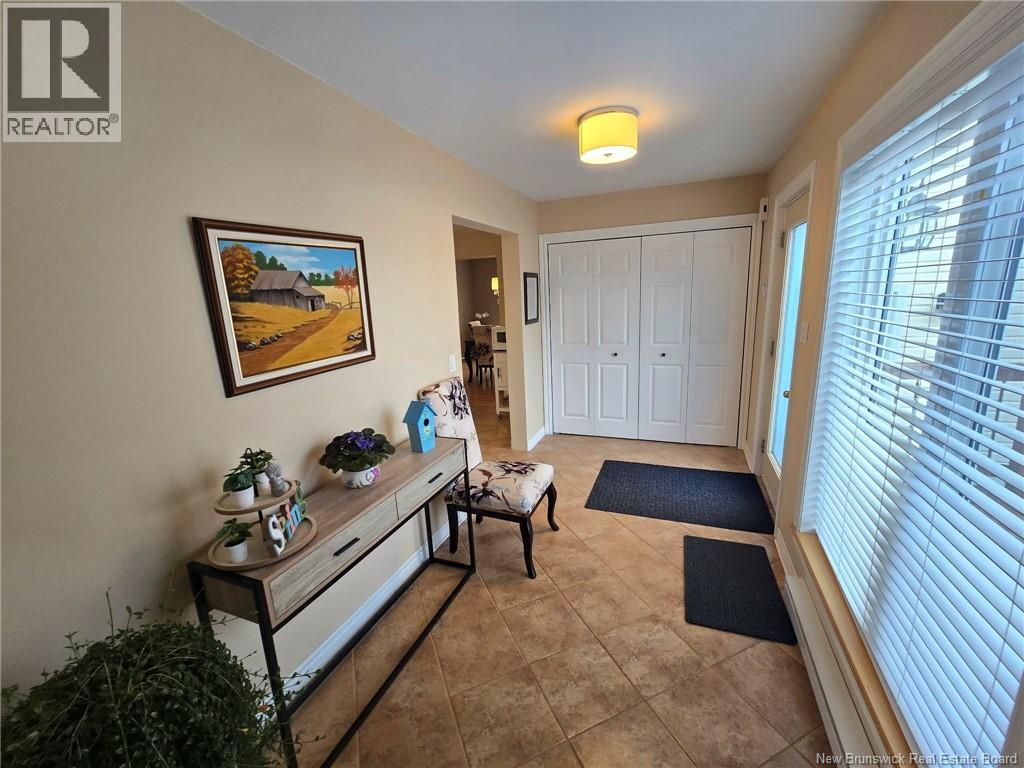 81 Principale, Pointe-Verte, New Brunswick  E8J 2W2 - Photo 16 - NB137235